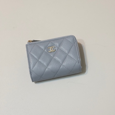 914intheair 『全新全配』Chanel 香奈兒 霧霾藍灰側拉鏈零錢袋三折迷你短夾