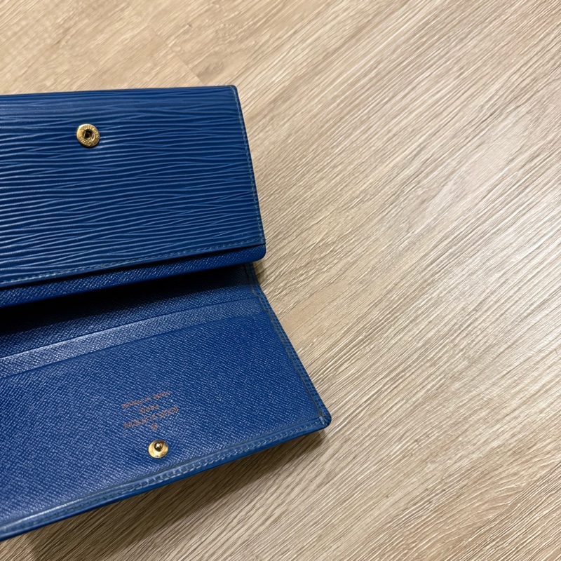 瑞奇二手精品 Louis Vuitton epi 藍水玻紋 中夾-4