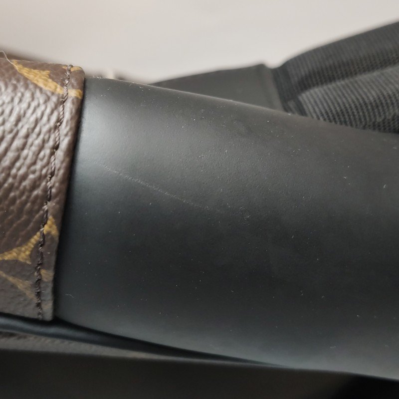 Louis Vuitton (LV) Josh牛皮Monogram印花雙肩包-32