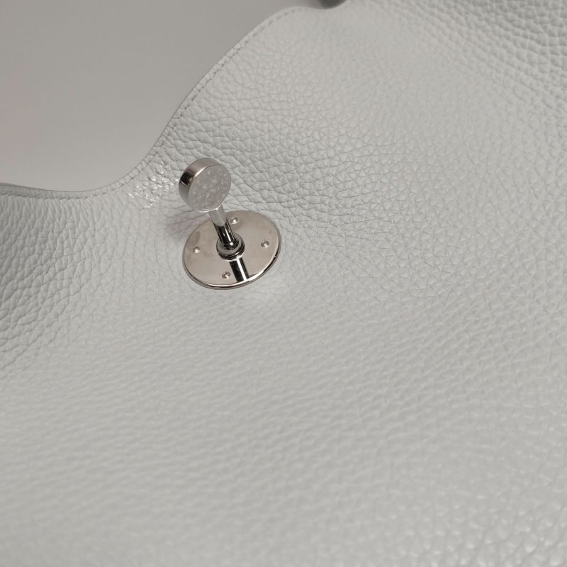 Hermes Lindy30純色旋扣單肩包Clemence（TC）牛皮銀扣08聖杯藍T刻-12