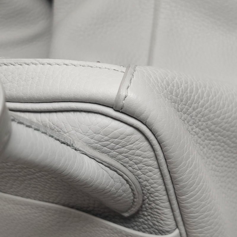 Hermes Lindy30純色旋扣單肩包Clemence（TC）牛皮銀扣08聖杯藍T刻-16