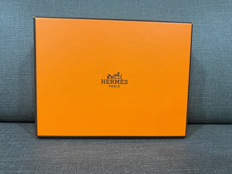 HERMES金棕色筆記本-7