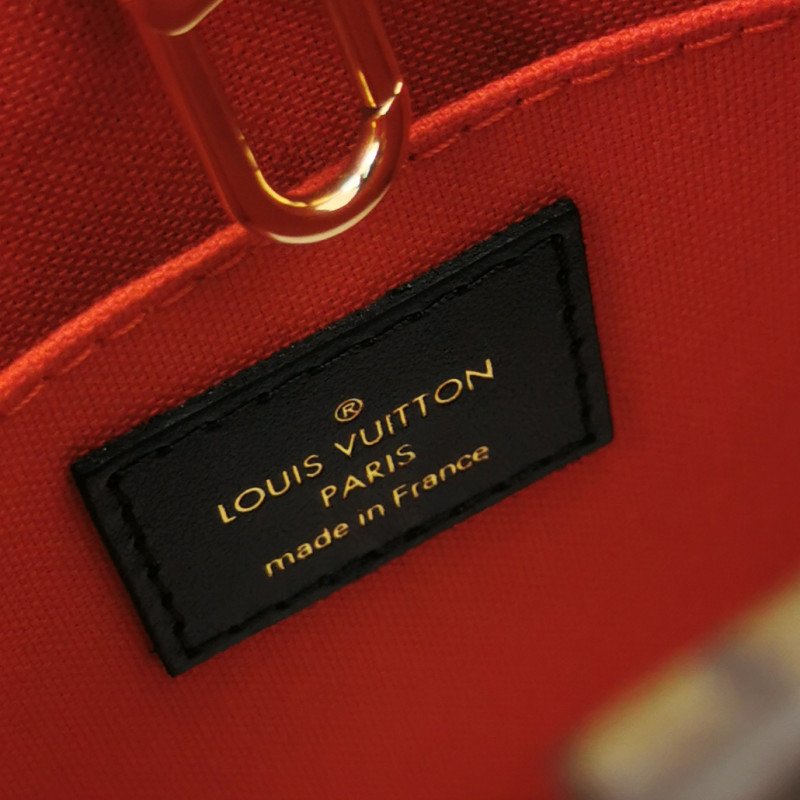 Louis Vuitton (LV) OnthegoBBGaint Monogram斜背包單肩包晶片款-7