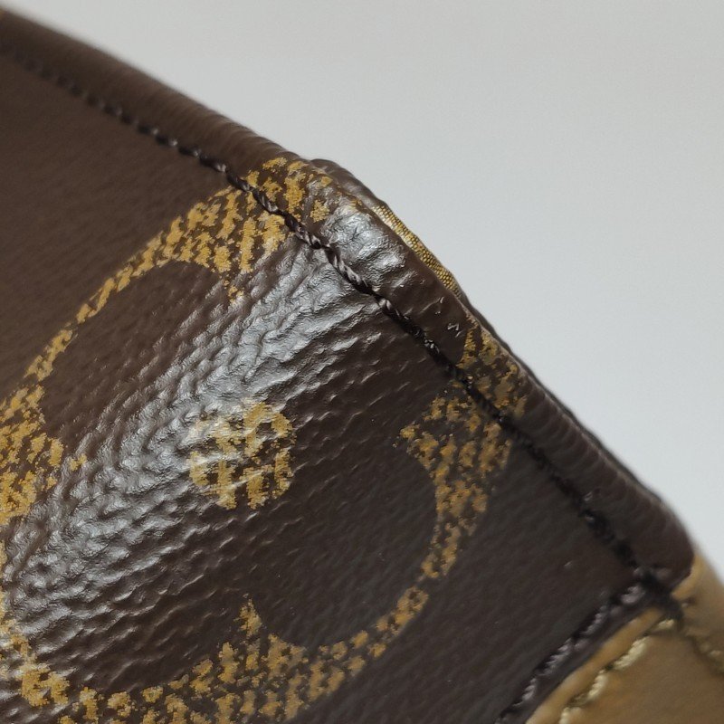 Louis Vuitton (LV) OnthegoBBGaint Monogram斜背包單肩包晶片款-14