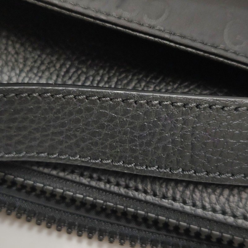 Gucci GG Retro牛皮尼龍布老花皮標Logo單肩包-9