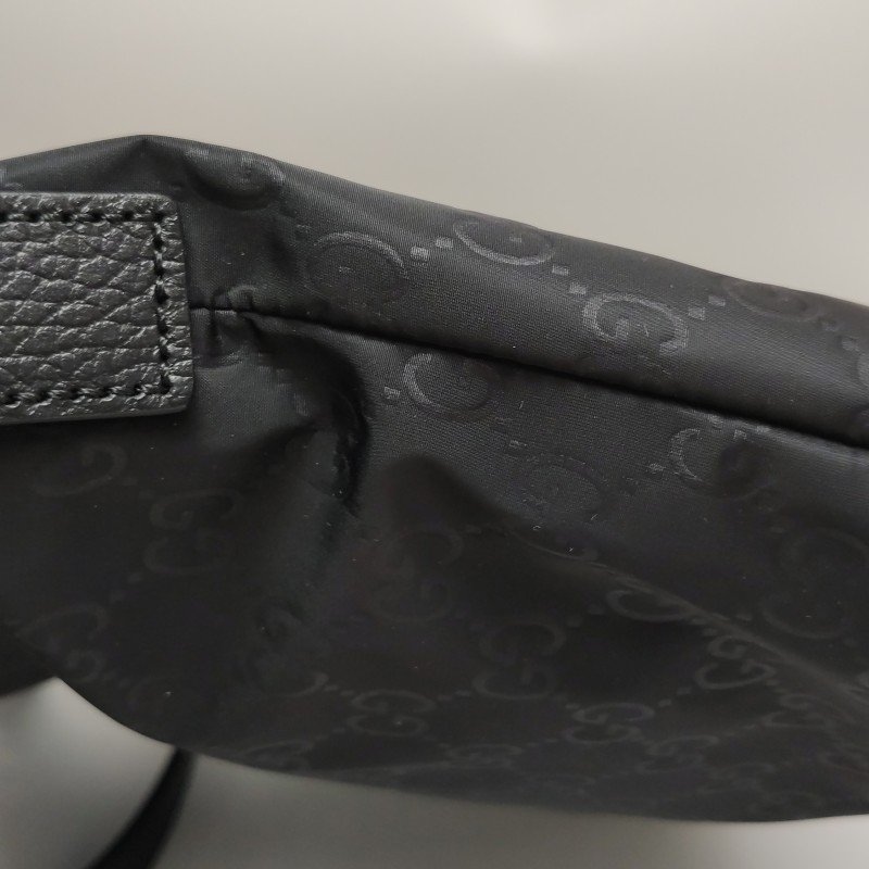 Gucci GG Retro牛皮尼龍布老花皮標Logo單肩包-13