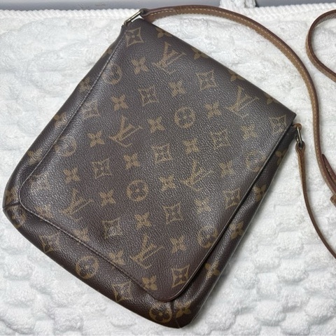 LV M51387 老花掀蓋斜背王妃包