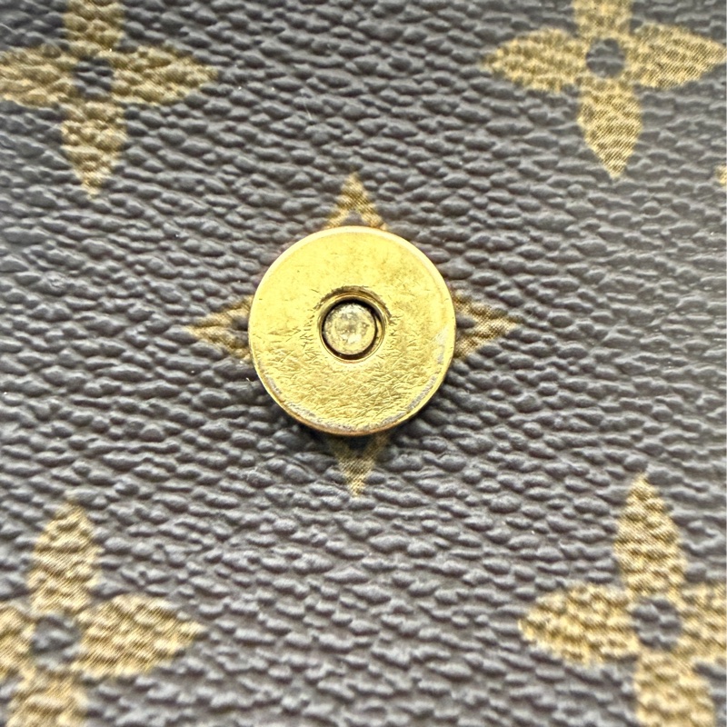 LV M51387 老花掀蓋斜背王妃包-12