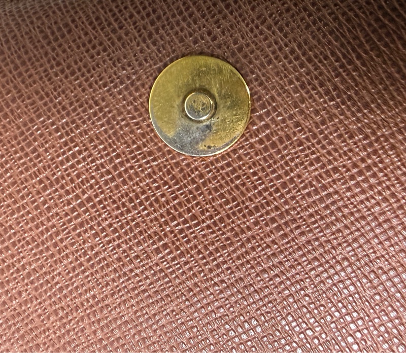 LV M51387 老花掀蓋斜背王妃包-13