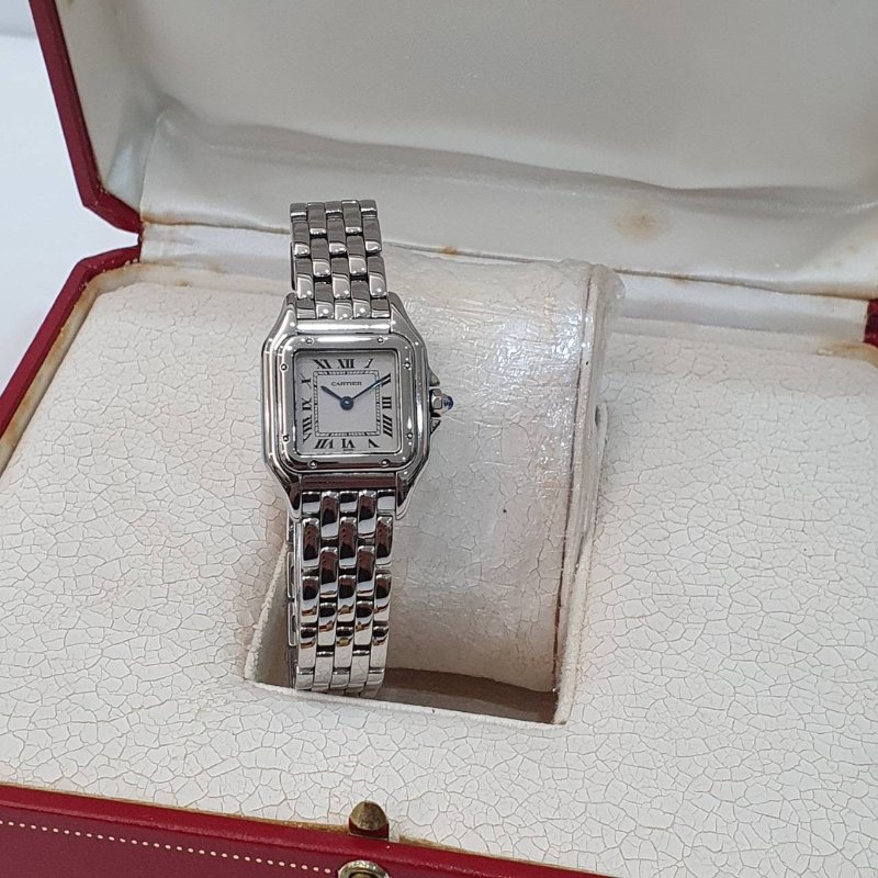 【大眾名錶】Cartier 卡地亞 W25033P5 Panthe 小型美洲豹 銀色羅馬時標面盤 摺疊扣 錶徑21.5mm 石英機芯 大眾名錶G1282-1