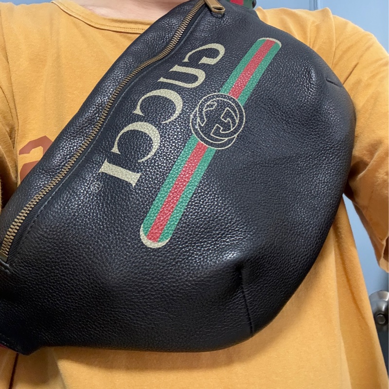 Gucci 古馳黑色印花腰包 493869 牛皮胸腰包 腰胯包 斜背包-3