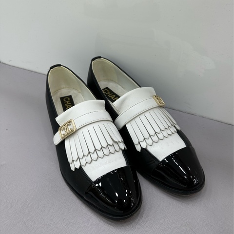 Chanel，黑白拼色流蘇樂福鞋 36碼