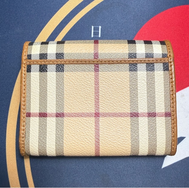 BURBERRY 女用經典格紋中夾-6