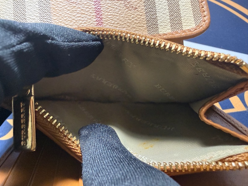 BURBERRY 女用經典格紋中夾-13