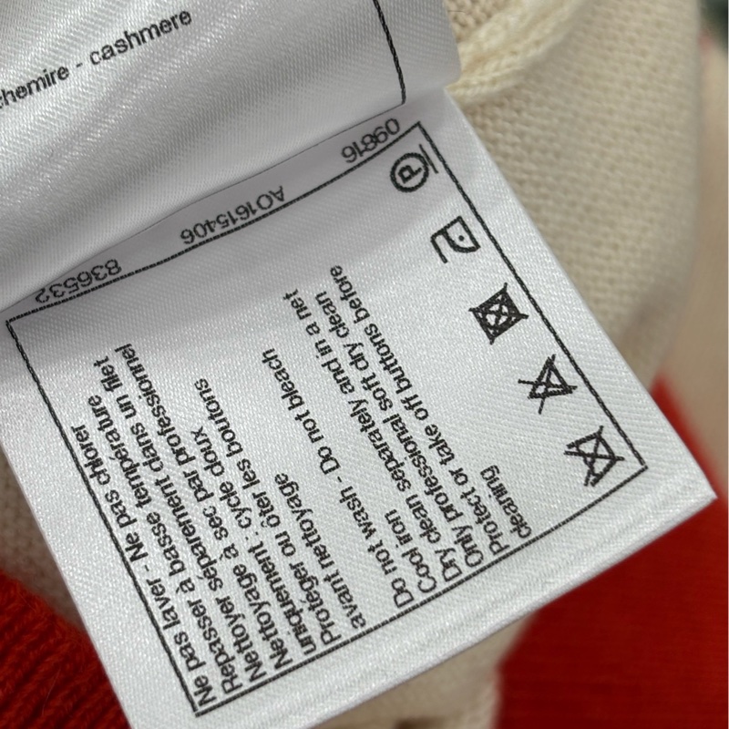 Chanel香奈兒 沙灘系列 白色拼紅色單排扣logo印花針織開襟衫 36碼-4