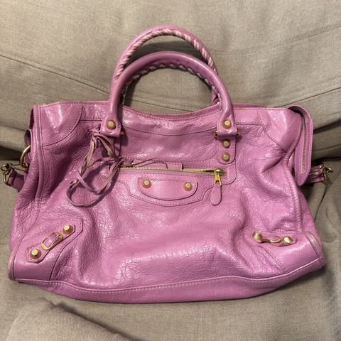 Balenciaga 粉金機車包