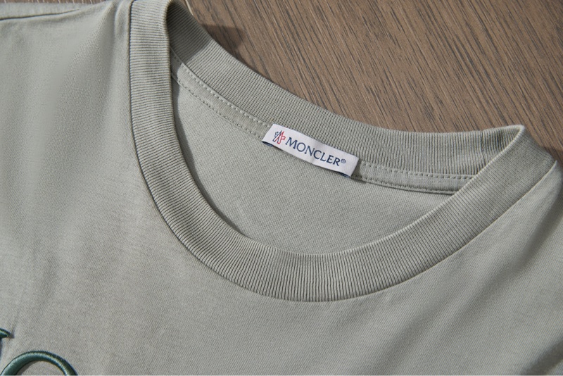 Moncler橄欖綠刺繡T恤-5