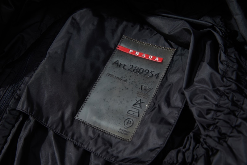 🎉店慶福利款🎉Prada 經典黑色連帽衝鋒衣-4