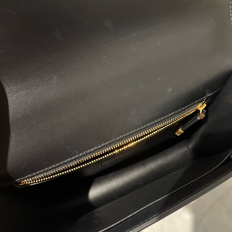 Dior黑金牛皮蒙田30-8