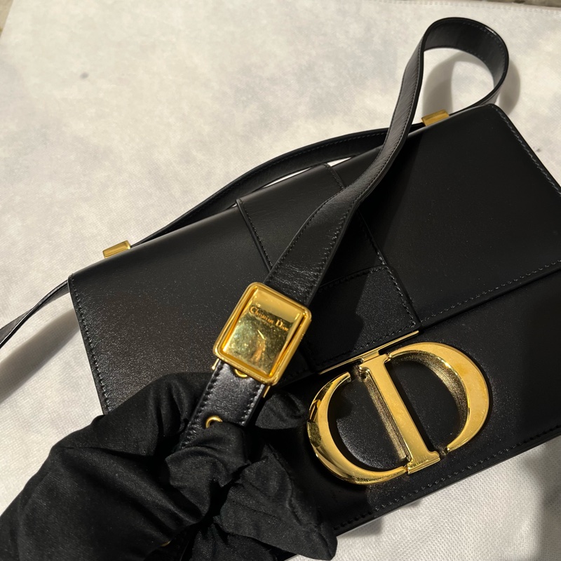 Dior黑金牛皮蒙田30-9