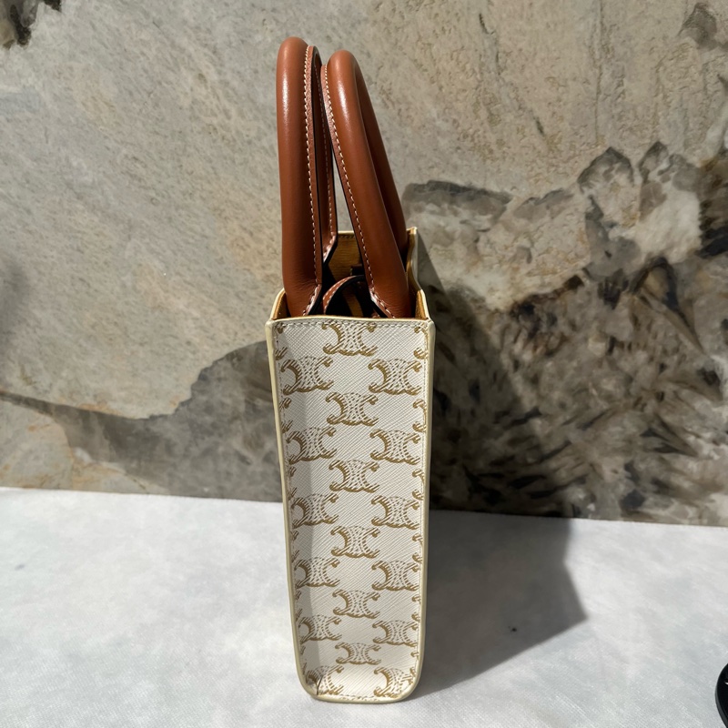 Celine 白色P V C凱旋門小號琴譜包-3