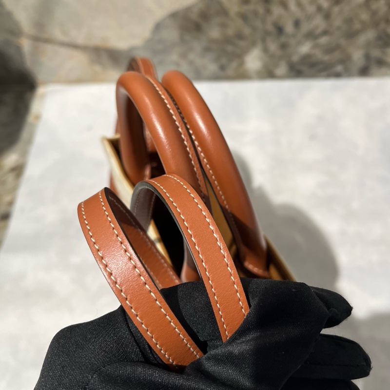 Celine 白色P V C凱旋門小號琴譜包-8