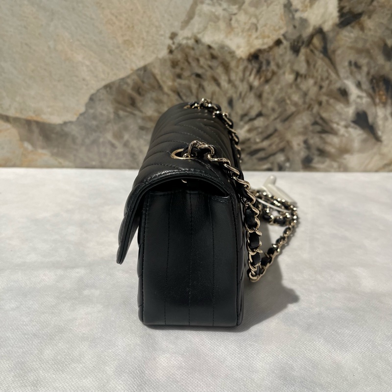 Chanel 黑羊皮山形紋金釦CF 20cm-1