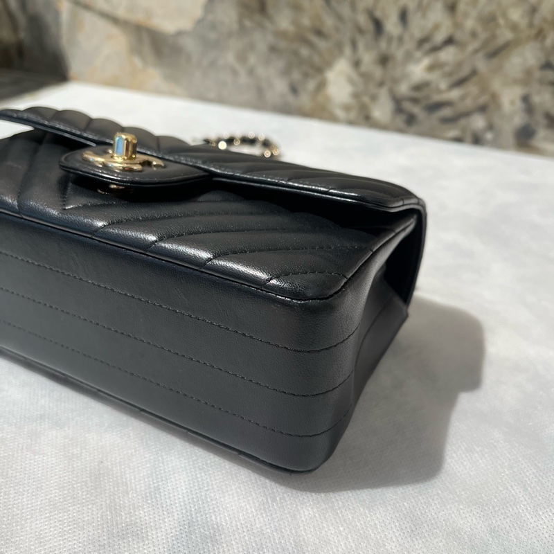 Chanel 黑羊皮山形紋金釦CF 20cm-6