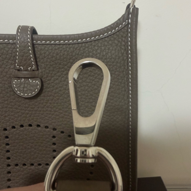 Hermès Mini Evelyne TPM Etoupe 大象灰 銀扣｜2024購入 附購證-4