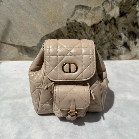 Dior淡米色羊皮Caro 後背包