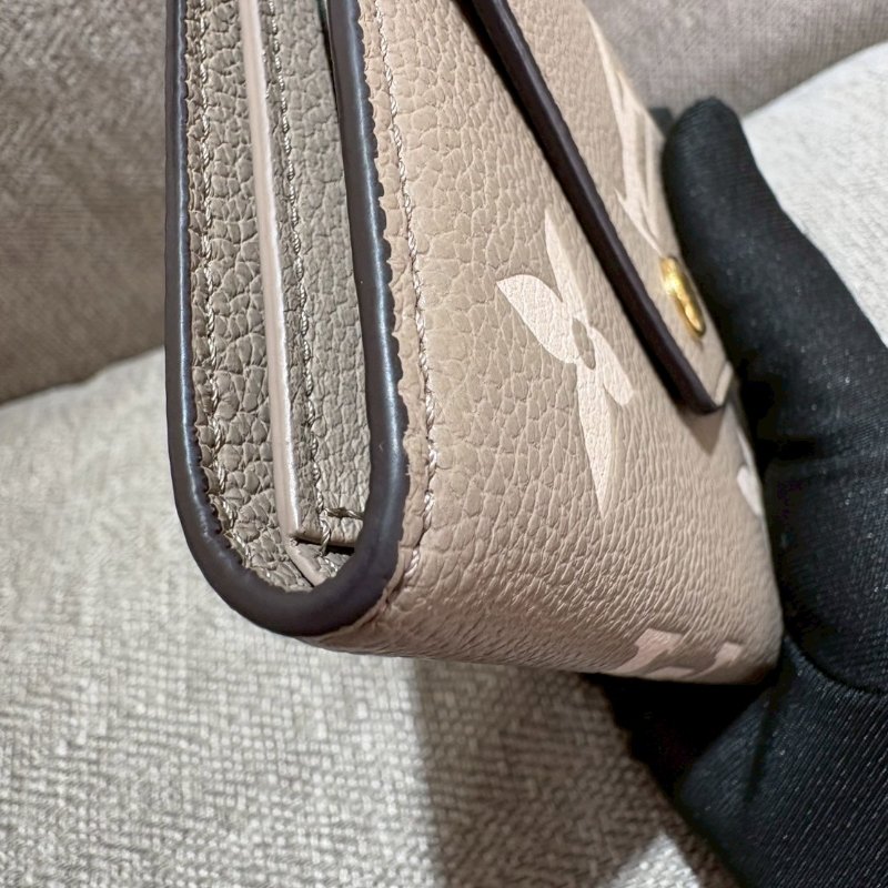 LV Victorine 斑鳩灰奶油色錢包-5