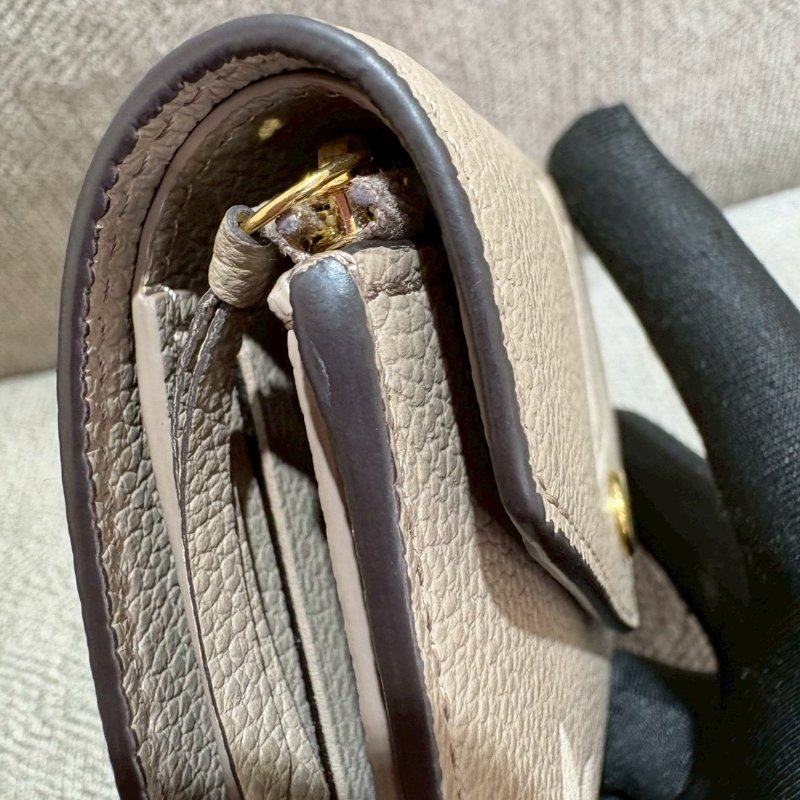 LV Victorine 斑鳩灰奶油色錢包-11