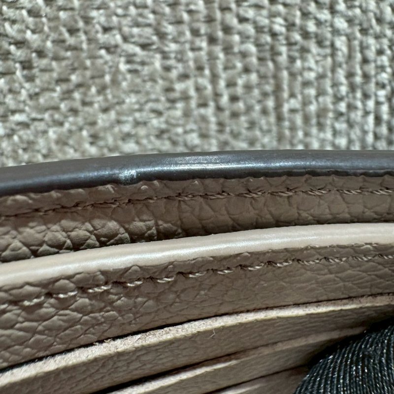 LV Victorine 斑鳩灰奶油色錢包-20