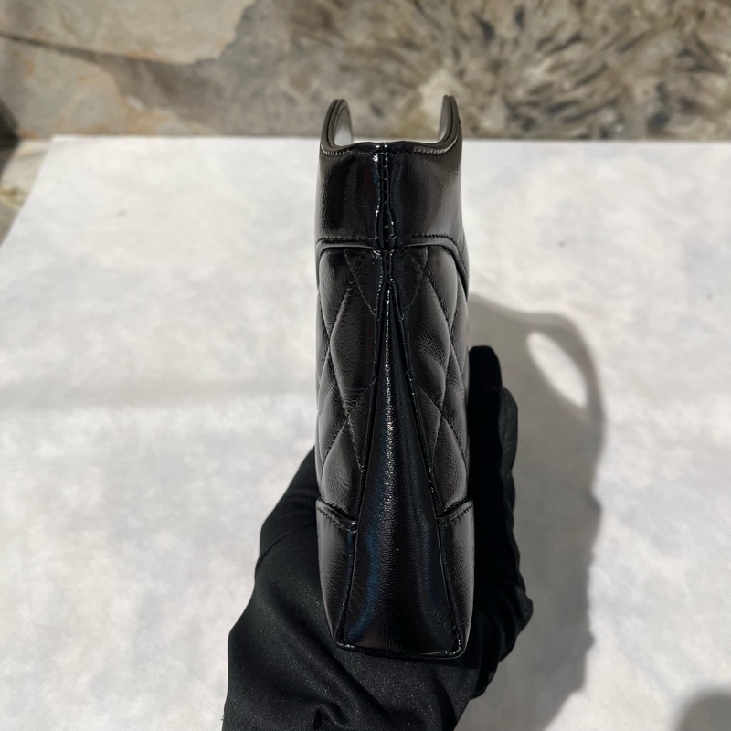 Chanel 黑金牛皮 Nano 31包-2