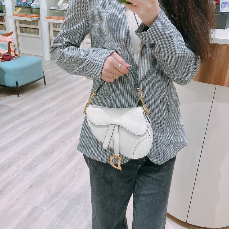 TK2036	 迪奧 迷你 白色 馬鞍包 Christian Dior Mini Saddle Bag With Strap Latte Grained Calfskin White X PHW-1