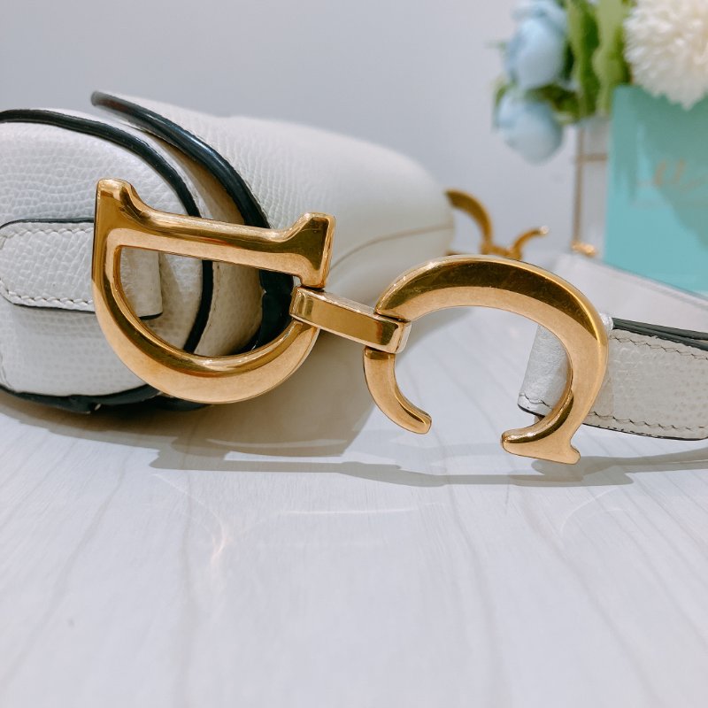 TK2036	 迪奧 迷你 白色 馬鞍包 Christian Dior Mini Saddle Bag With Strap Latte Grained Calfskin White X PHW-13