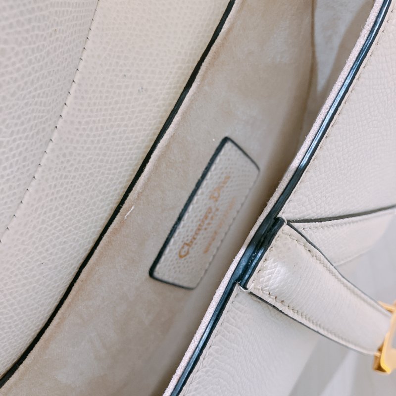 TK2036	 迪奧 迷你 白色 馬鞍包 Christian Dior Mini Saddle Bag With Strap Latte Grained Calfskin White X PHW-18