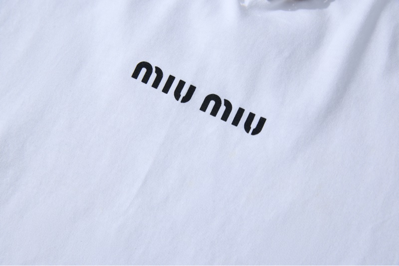 MiuMiu白色水鑽短款上衣-4