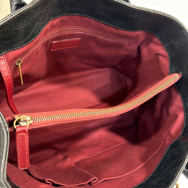 🉑肩背 #99新閒置 #油蠟牛皮 香奈兒黑金孟買系列托特包 絕版收藏🔥-15