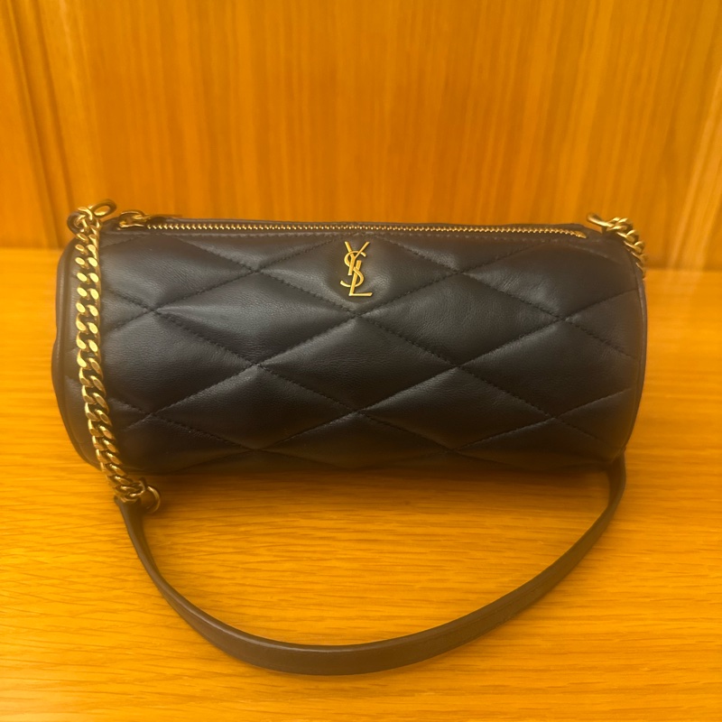 YSL Sade 黑金 圓筒包-6