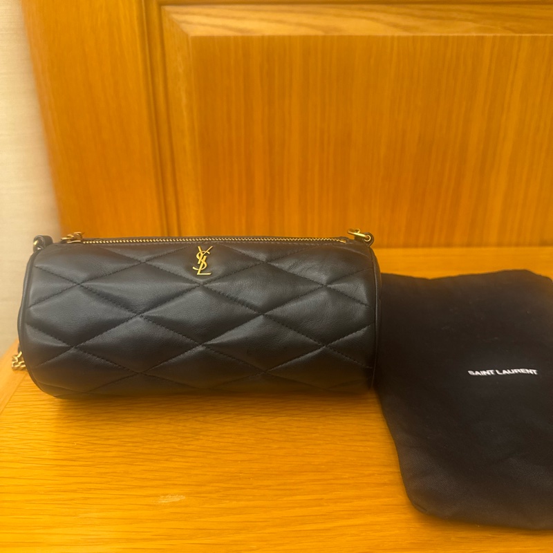 YSL Sade 黑金 圓筒包-12