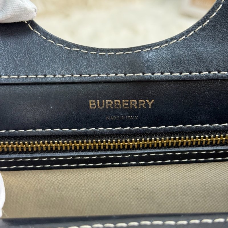BURBERRY Pocket 口袋包 灰色拼黑色 字母印花 塗層帆布拼牛皮 mini-7