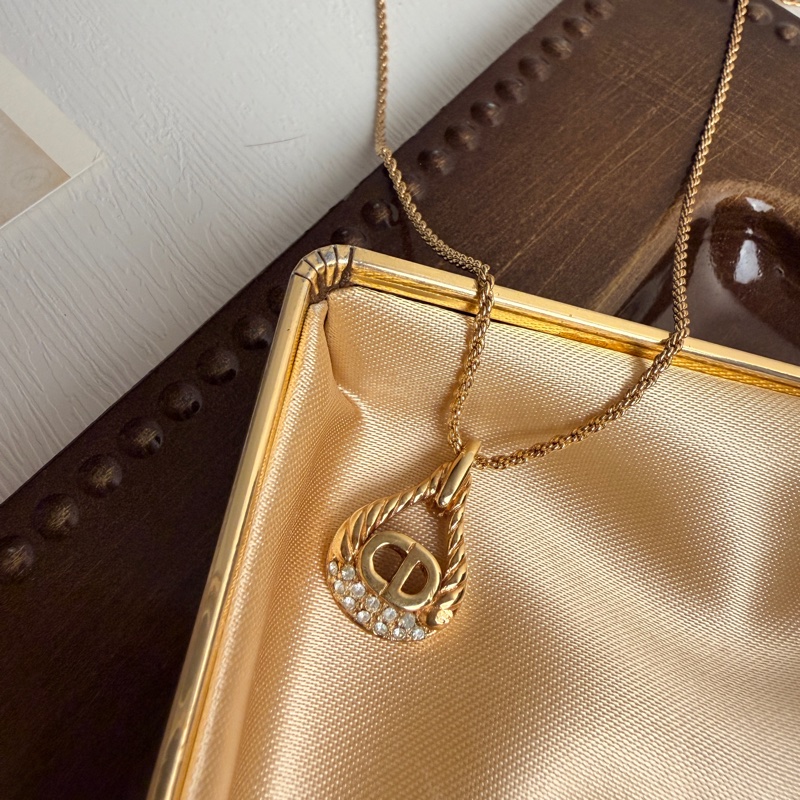 Dior 迪奧 鍍金 CD logo 水滴吊墜 萊茵石 項鏈 禮物-1