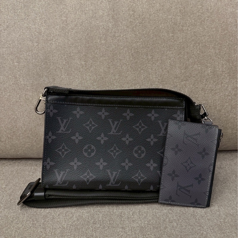 LV黑老花二合一側背包-0