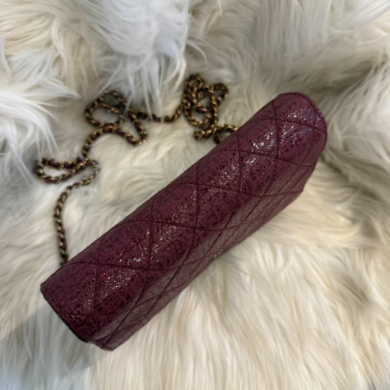 香奈兒 WOC 酒紅金色鍊包-2