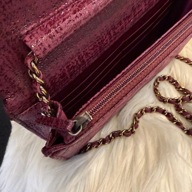 香奈兒 WOC 酒紅金色鍊包-5