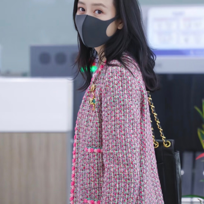 Chanel粉色粗花呢外套-1