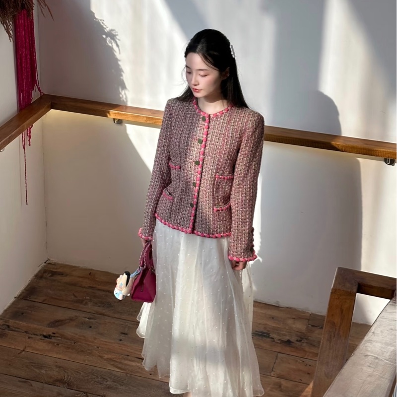 Chanel粉色粗花呢外套-2