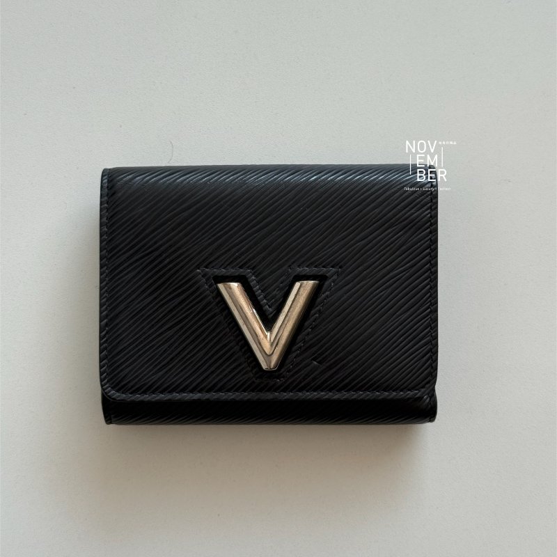 99新🆕 Louis Vuitton LV 路易威登 Twist 短夾-1