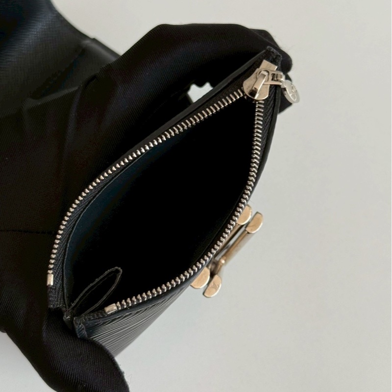 99新🆕 Louis Vuitton LV 路易威登 Twist 短夾-12